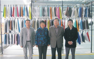 全國工商聯(lián)名譽主席黃孟復(fù)夫婦蒞臨天守集團關(guān)心指導(dǎo)