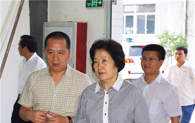 中央政治局委員、中央統(tǒng)戰(zhàn)部部長孫春蘭蒞臨天守集團關(guān)心指導(dǎo)